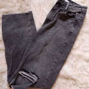 LAST CHANCE WILL BE DONATED!!Pacsun 90's boyfriend Jeans